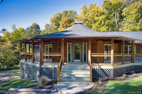 568 Oak Summit Road Millbrook NY 12545