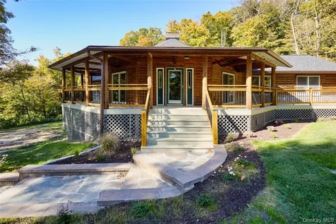 568 Oak Summit Road Millbrook NY 12545