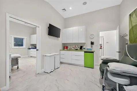 634 Park Avenue Huntington NY 11743