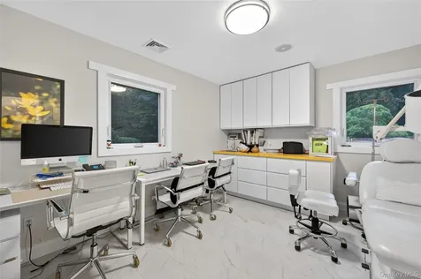 634 Park Avenue Huntington NY 11743