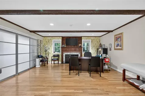 634 Park Avenue Huntington NY 11743