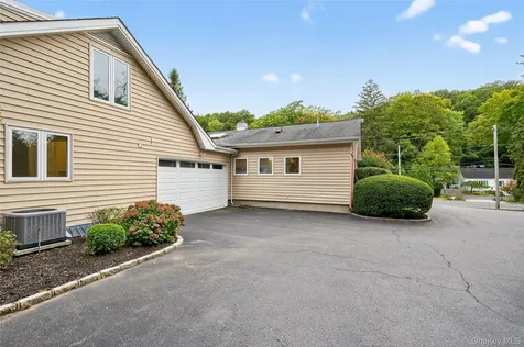 634 Park Avenue Huntington NY 11743
