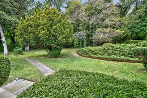 634 Park Avenue Huntington NY 11743