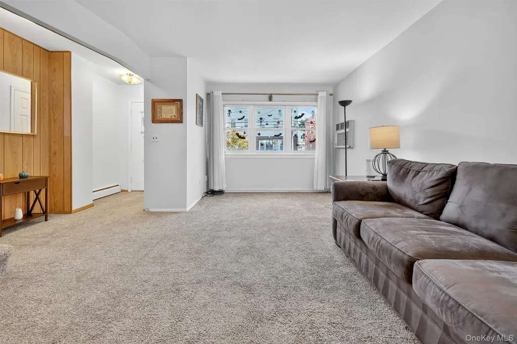 283 Calhoun Avenue Bronx NY 10465