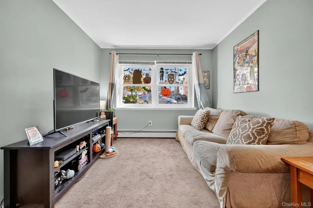 283 Calhoun Avenue Bronx NY 10465