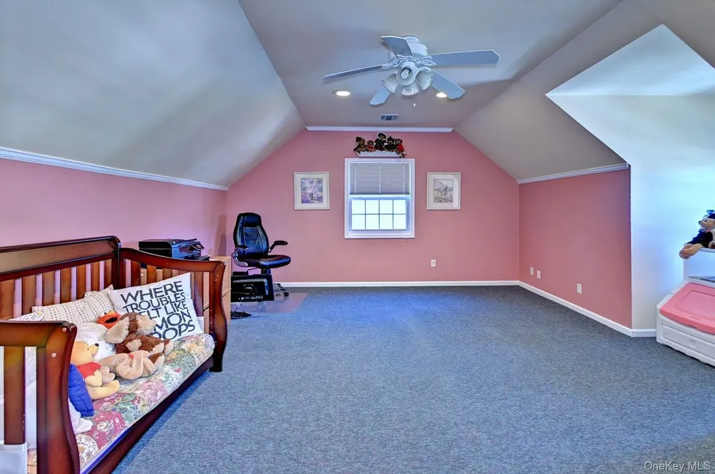 410 Mystic Way Bay Shore NY 11706