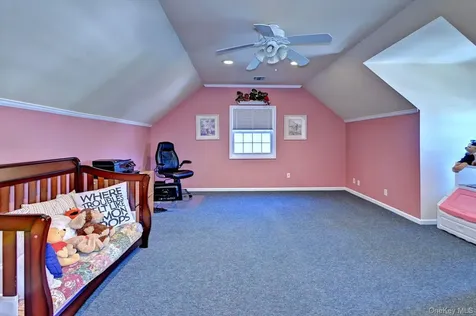 410 Mystic Way Bay Shore NY 11706