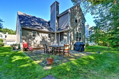 410 Mystic Way Bay Shore NY 11706