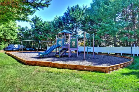 410 Mystic Way Bay Shore NY 11706