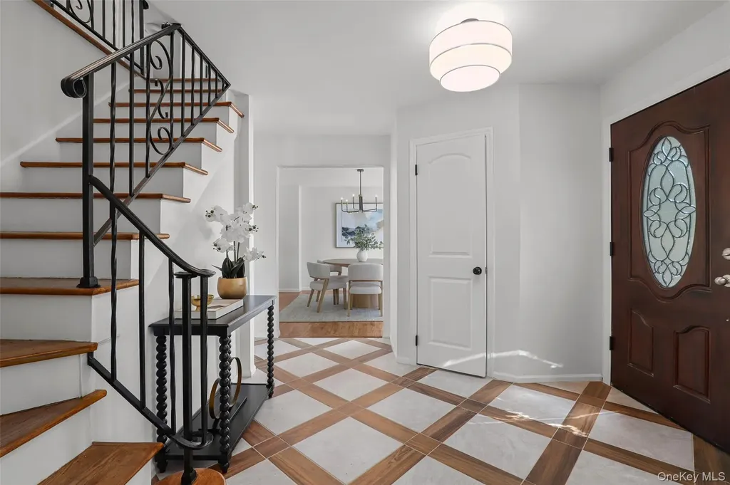 63 Underhill Road Scarsdale NY 10583
