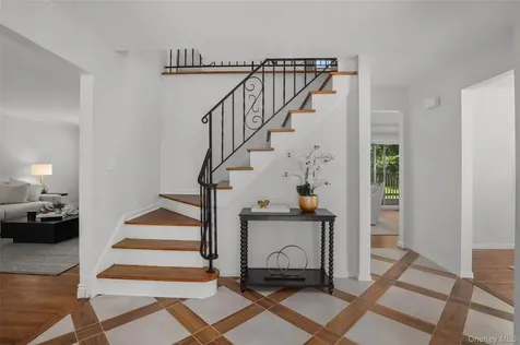 63 Underhill Road Scarsdale NY 10583