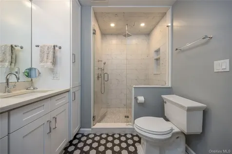 209 Pondfield Road W Bronxville NY 10708