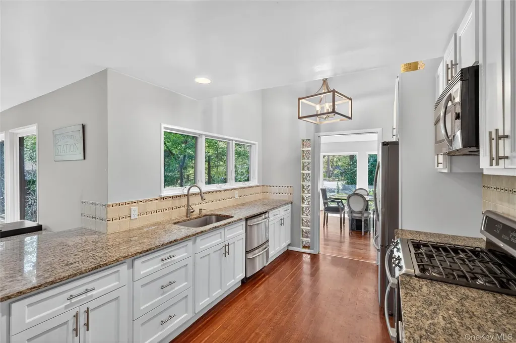 35 Deer Path Road Tuxedo Park NY 10987
