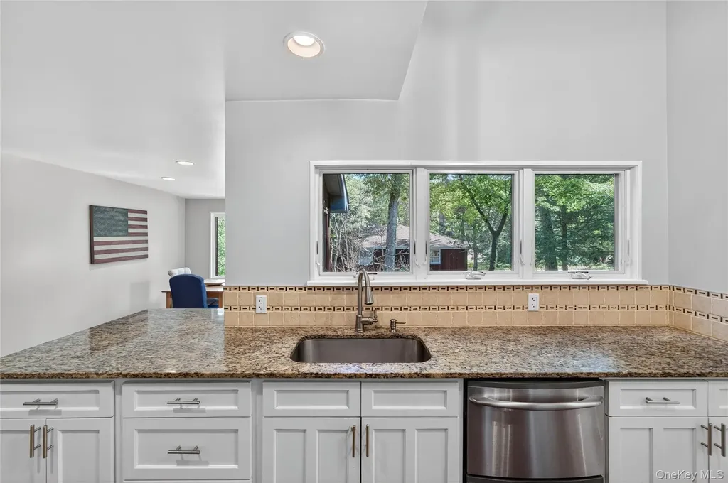 35 Deer Path Road Tuxedo Park NY 10987