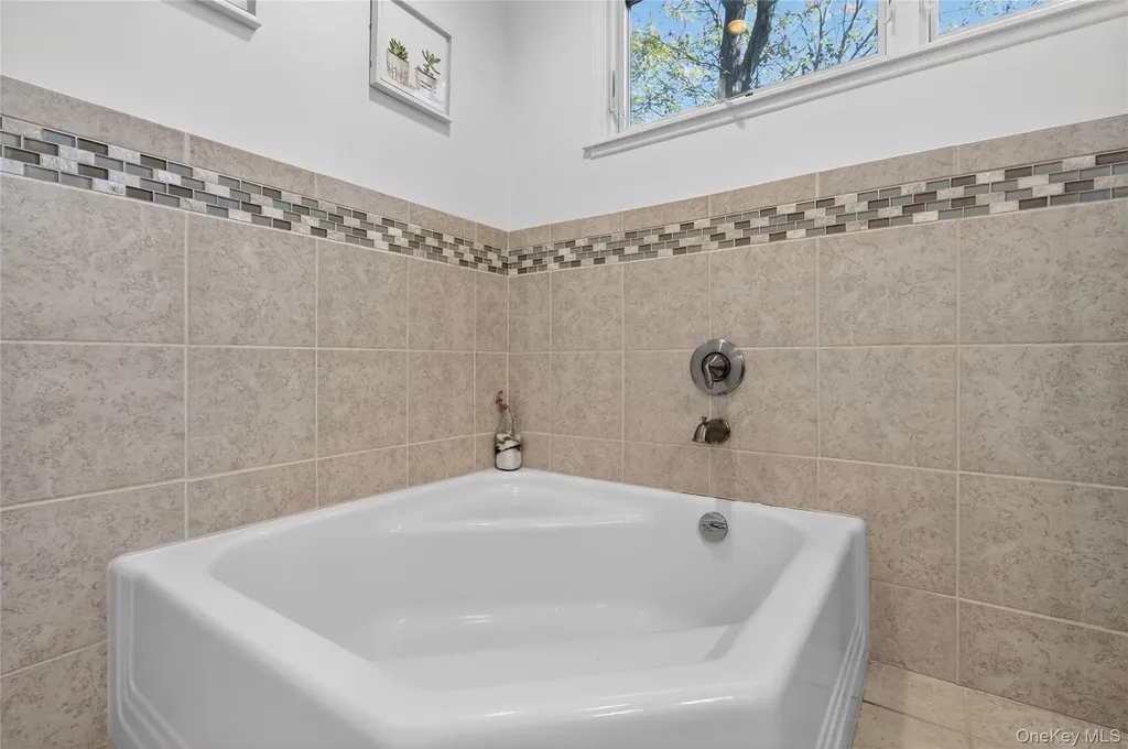 35 Deer Path Road Tuxedo Park NY 10987