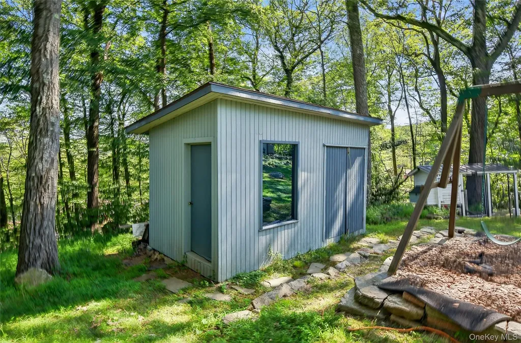 35 Deer Path Road Tuxedo Park NY 10987