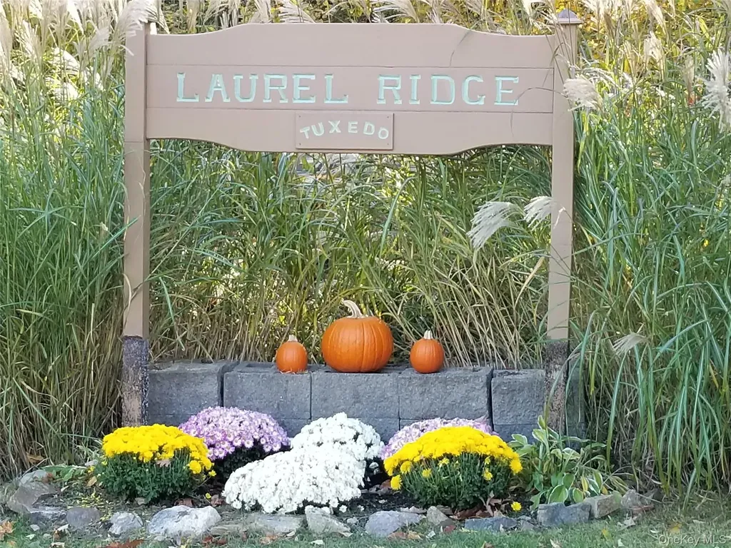 35 Deer Path Road Tuxedo Park NY 10987