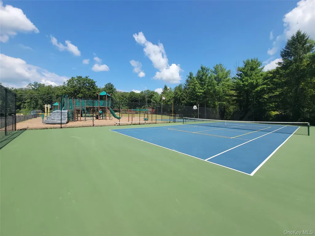35 Deer Path Road Tuxedo Park NY 10987