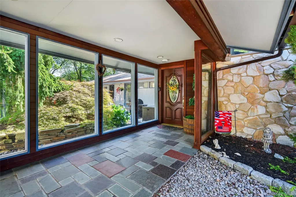 35 Deer Path Road Tuxedo Park NY 10987