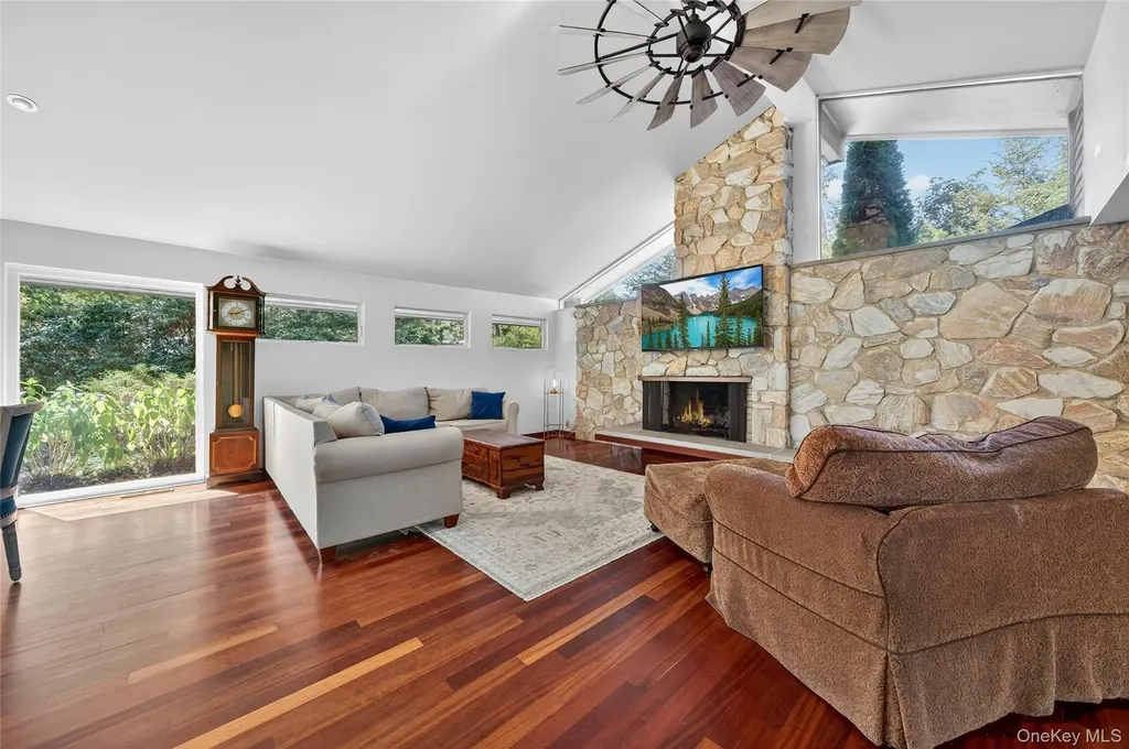 35 Deer Path Road Tuxedo Park NY 10987