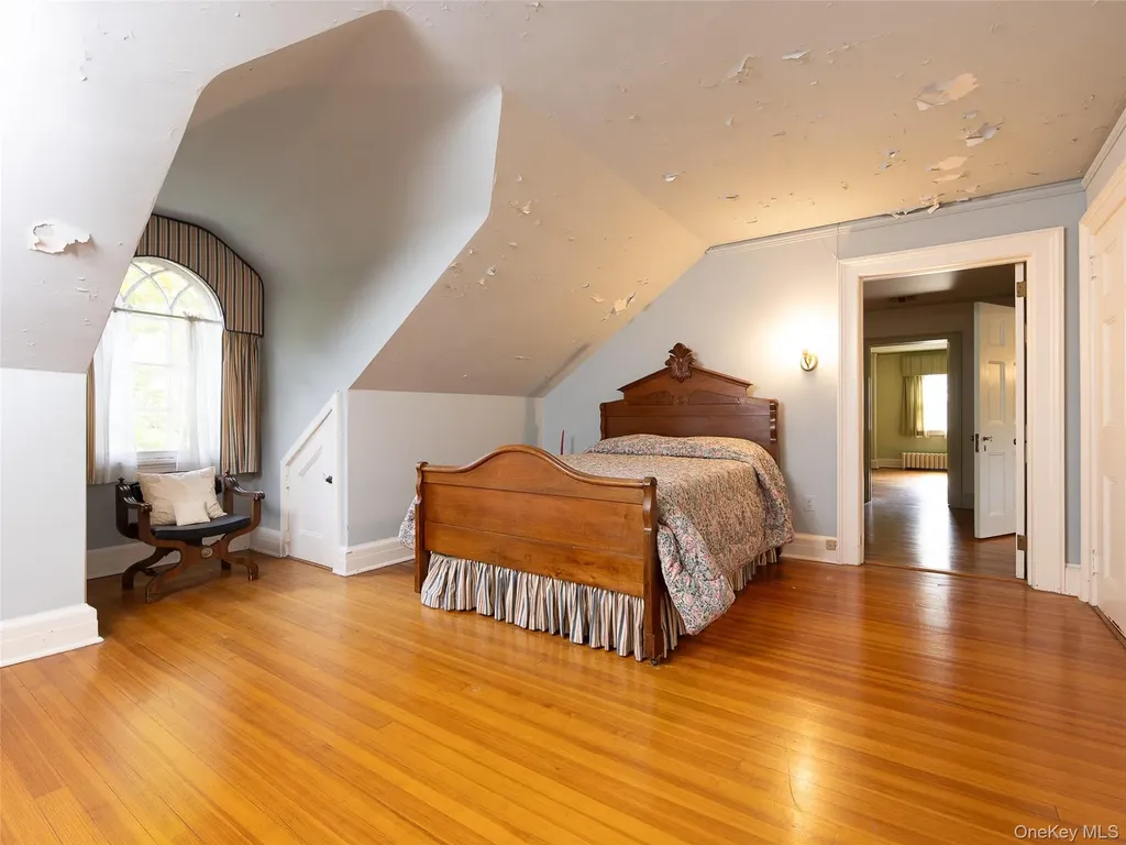 63 Colonial Avenue Warwick NY 10990