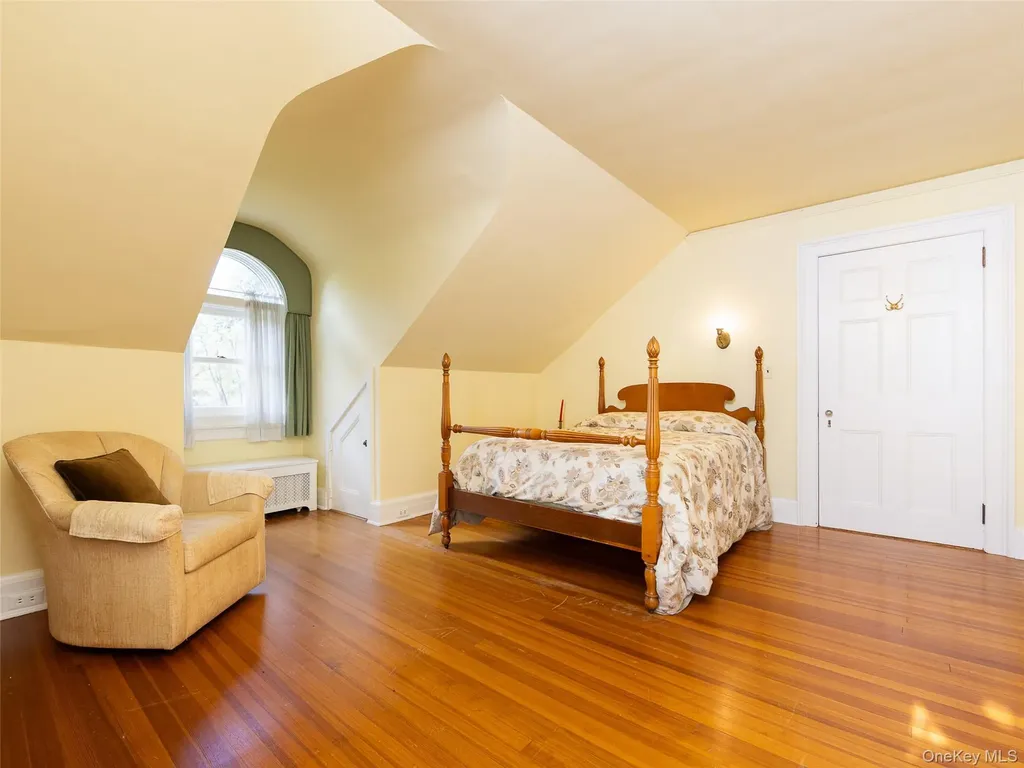 63 Colonial Avenue Warwick NY 10990