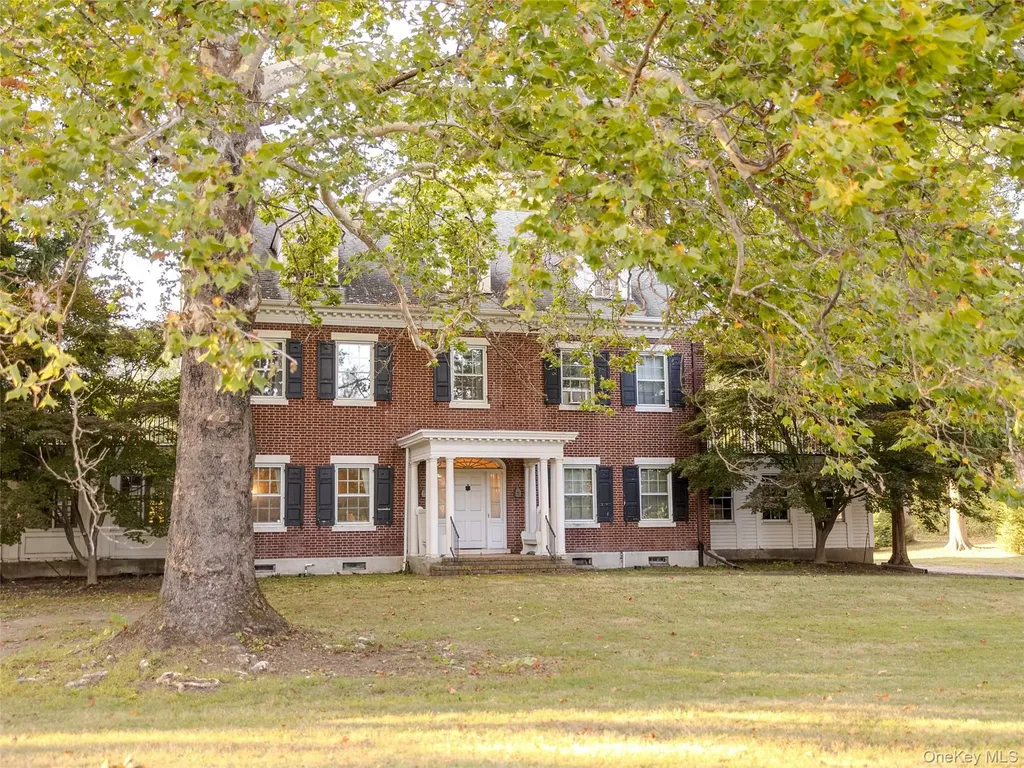 63 Colonial Avenue Warwick NY 10990