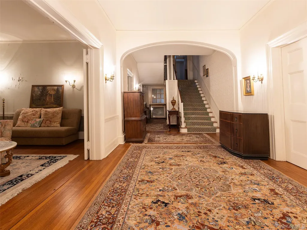 63 Colonial Avenue Warwick NY 10990