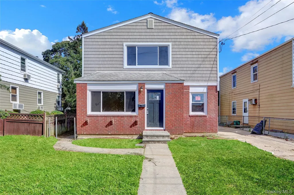 318 Vincent Avenue Lynbrook NY 11563