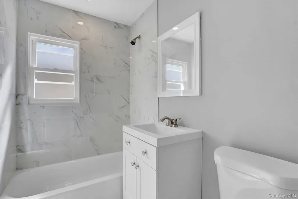 318 Vincent Avenue Lynbrook NY 11563
