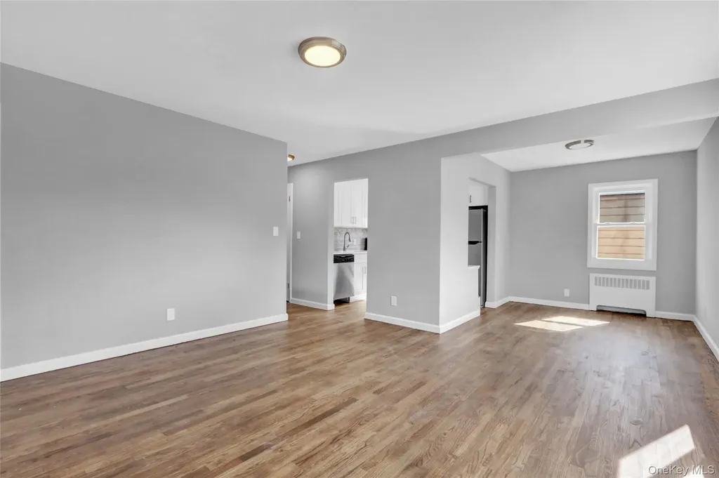 318 Vincent Avenue Lynbrook NY 11563