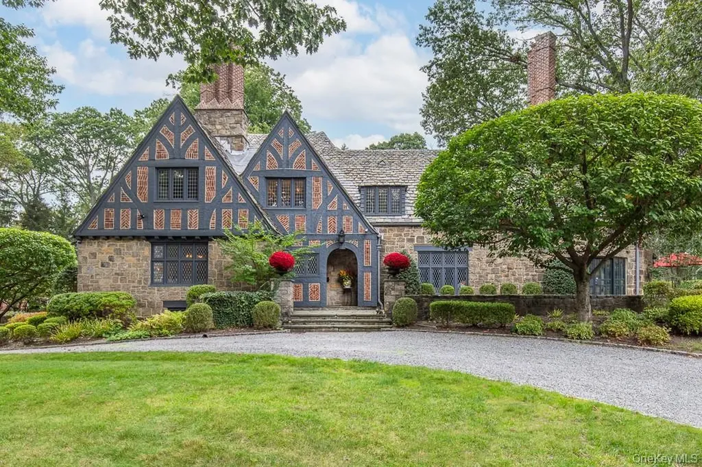 21 Hampshire Road Bronxville NY 10708