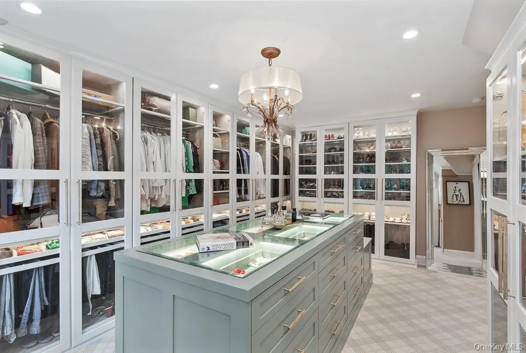 21 Hampshire Road Bronxville NY 10708