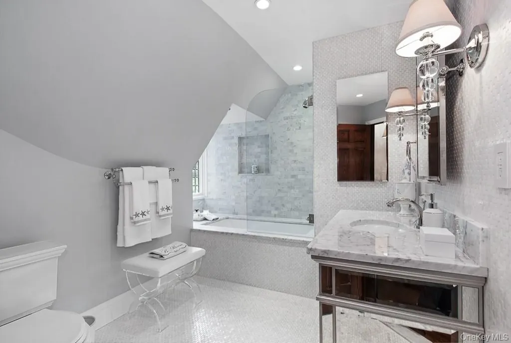 21 Hampshire Road Bronxville NY 10708