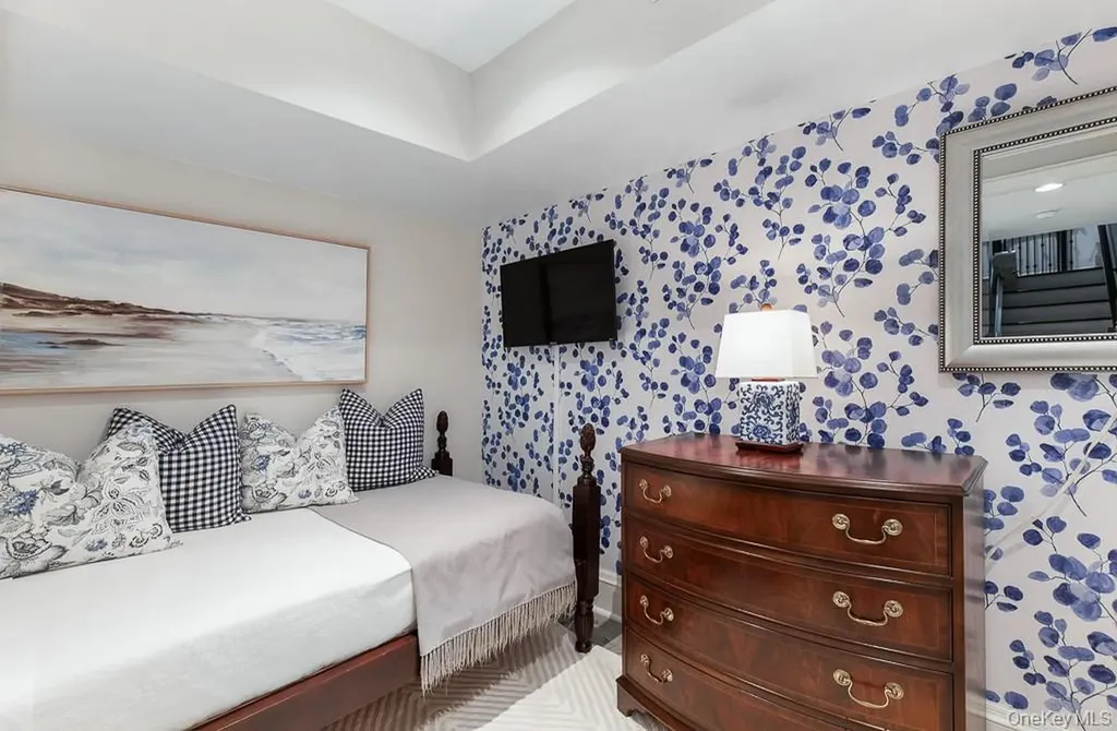 21 Hampshire Road Bronxville NY 10708