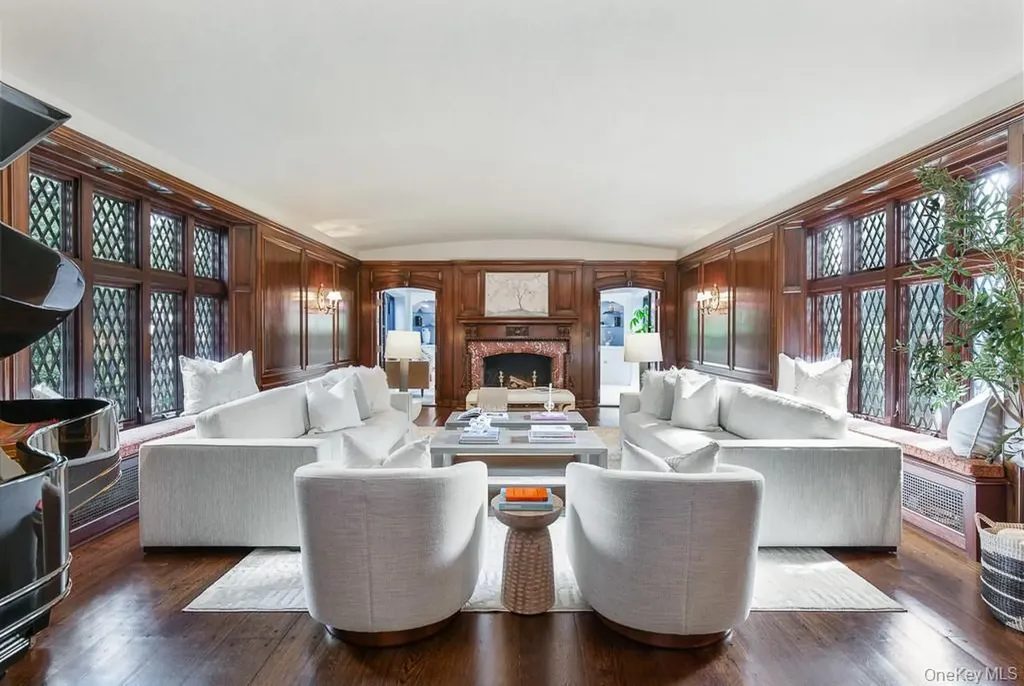 21 Hampshire Road Bronxville NY 10708
