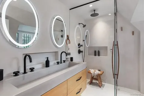 21 Hampshire Road Bronxville NY 10708