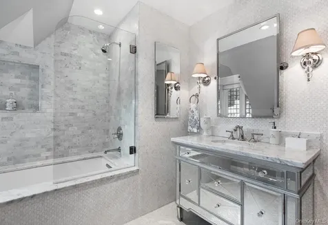 21 Hampshire Road Bronxville NY 10708