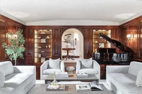 21 Hampshire Road Bronxville NY 10708