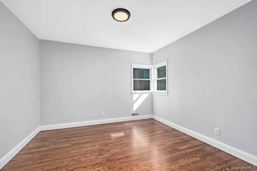 134 E Stevens Avenue Valhalla NY 10595