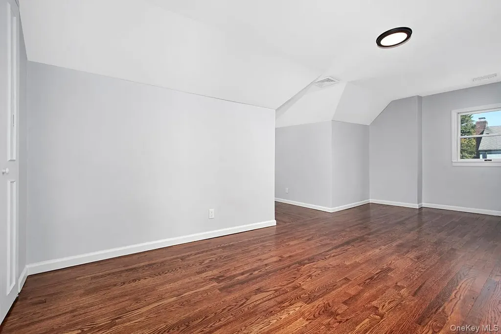 134 E Stevens Avenue Valhalla NY 10595