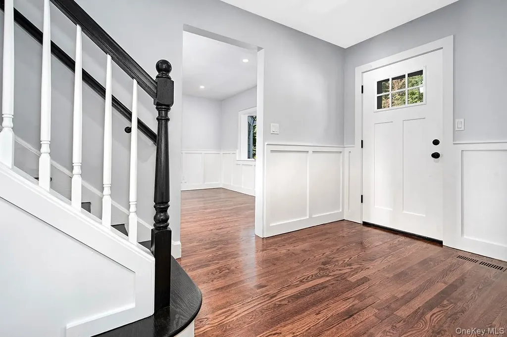 134 E Stevens Avenue Valhalla NY 10595