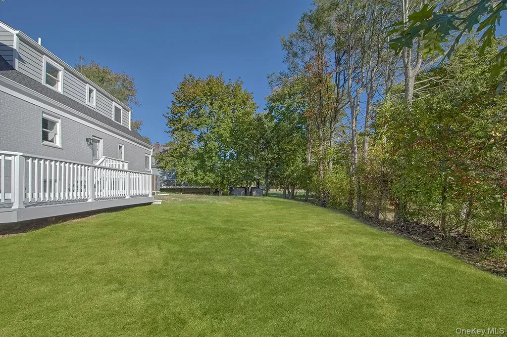 134 E Stevens Avenue Valhalla NY 10595