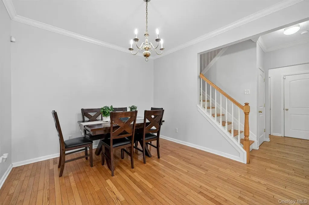 23 Avoncroft Lane Middletown NY 10940
