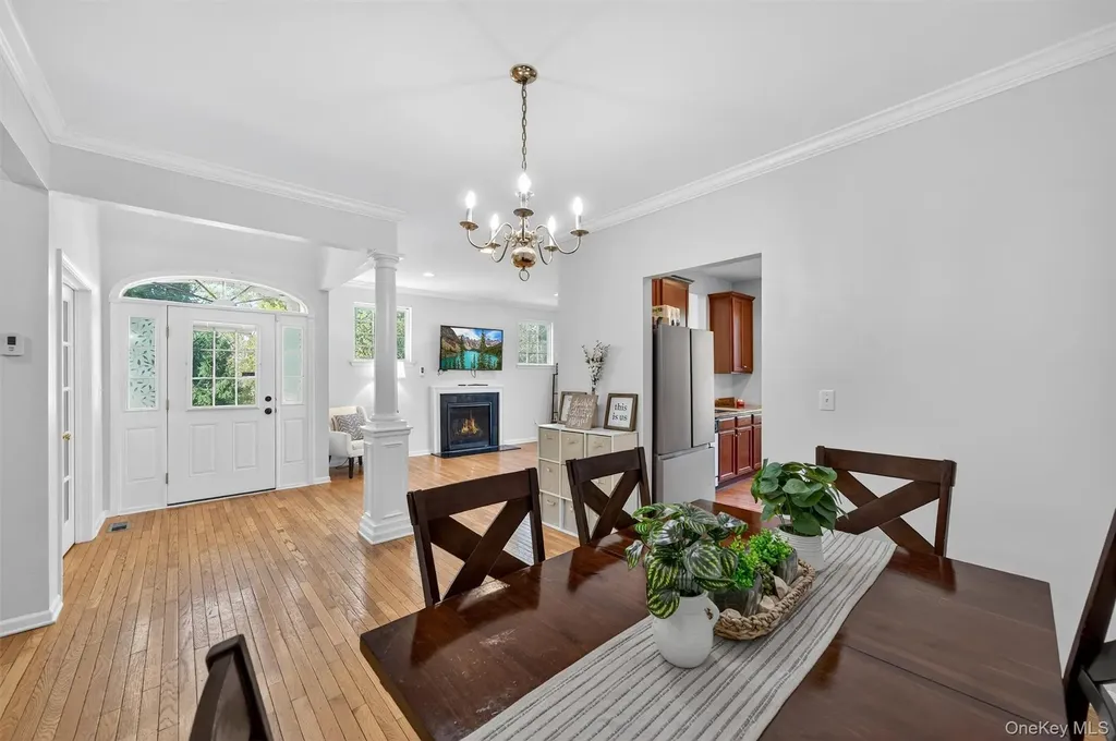 23 Avoncroft Lane Middletown NY 10940