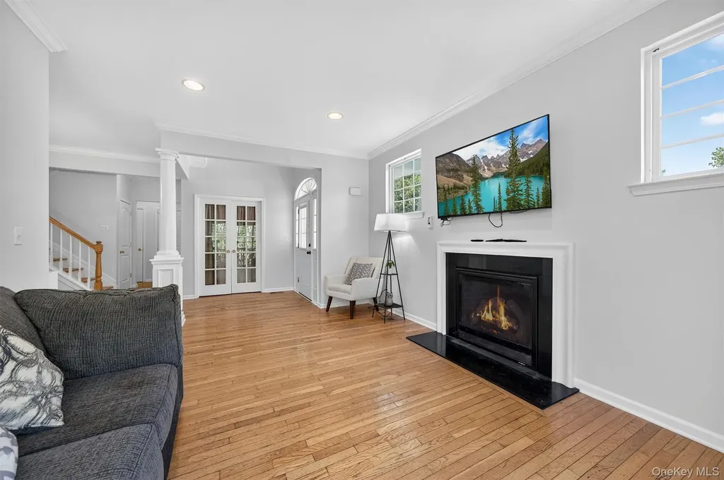 23 Avoncroft Lane Middletown NY 10940