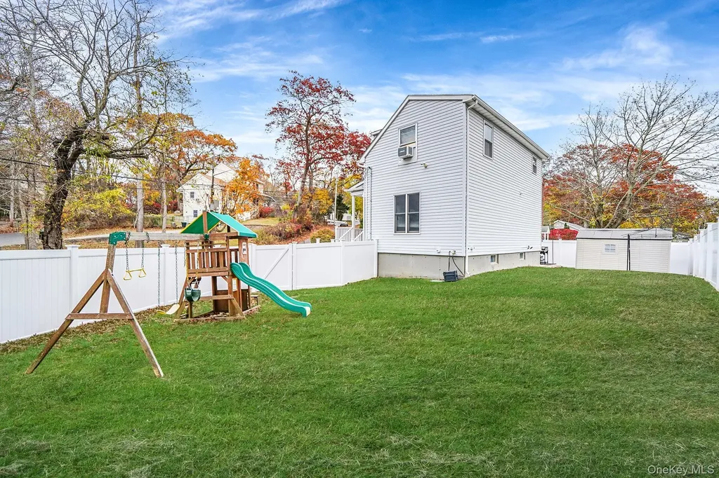 4 Willow Road Rocky Point NY 11778