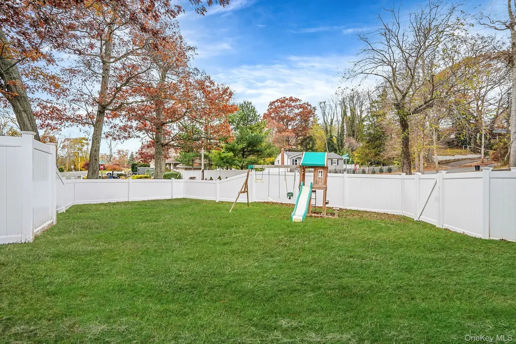 4 Willow Road Rocky Point NY 11778