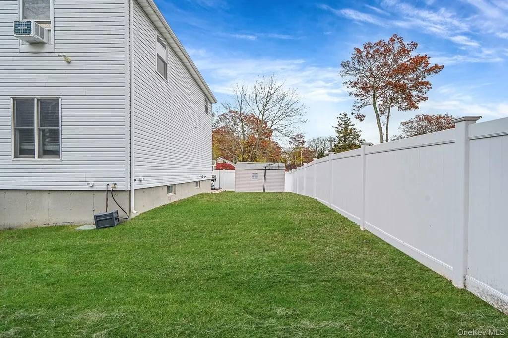 4 Willow Road Rocky Point NY 11778