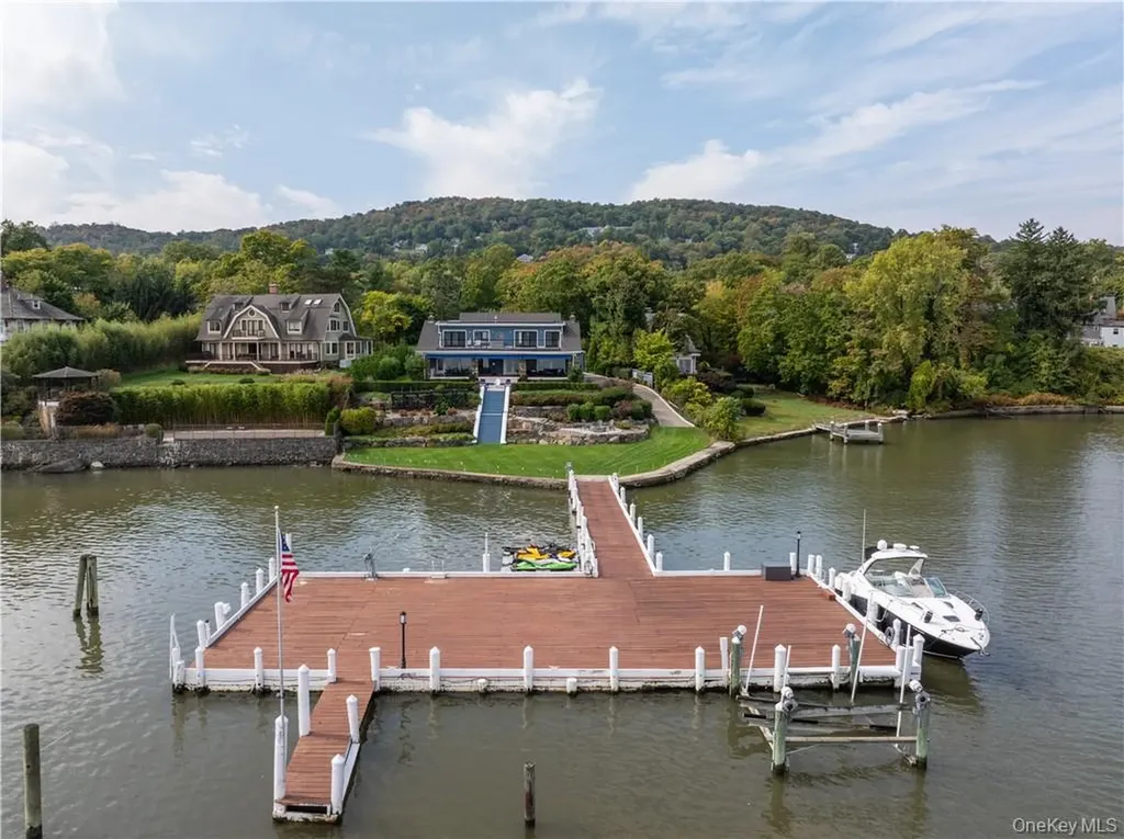 9 Voorhis Nyack NY 10960